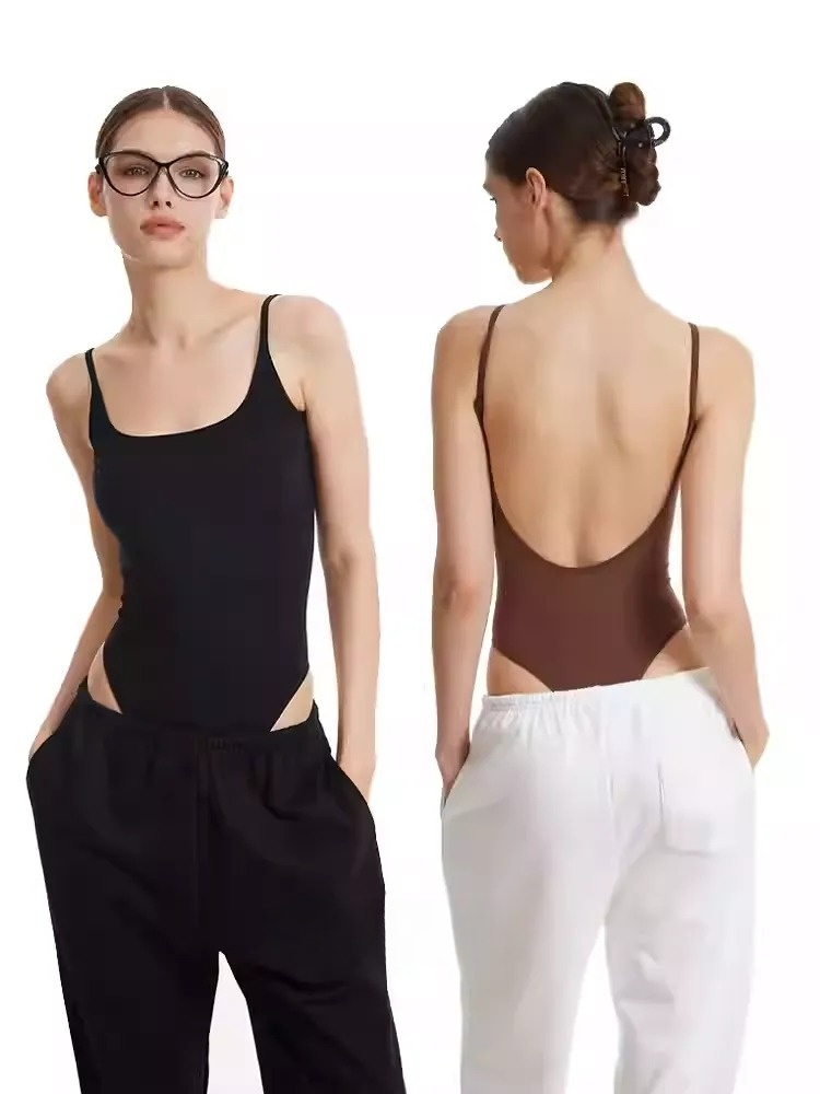 サスペンダーブラトップボディースーツ