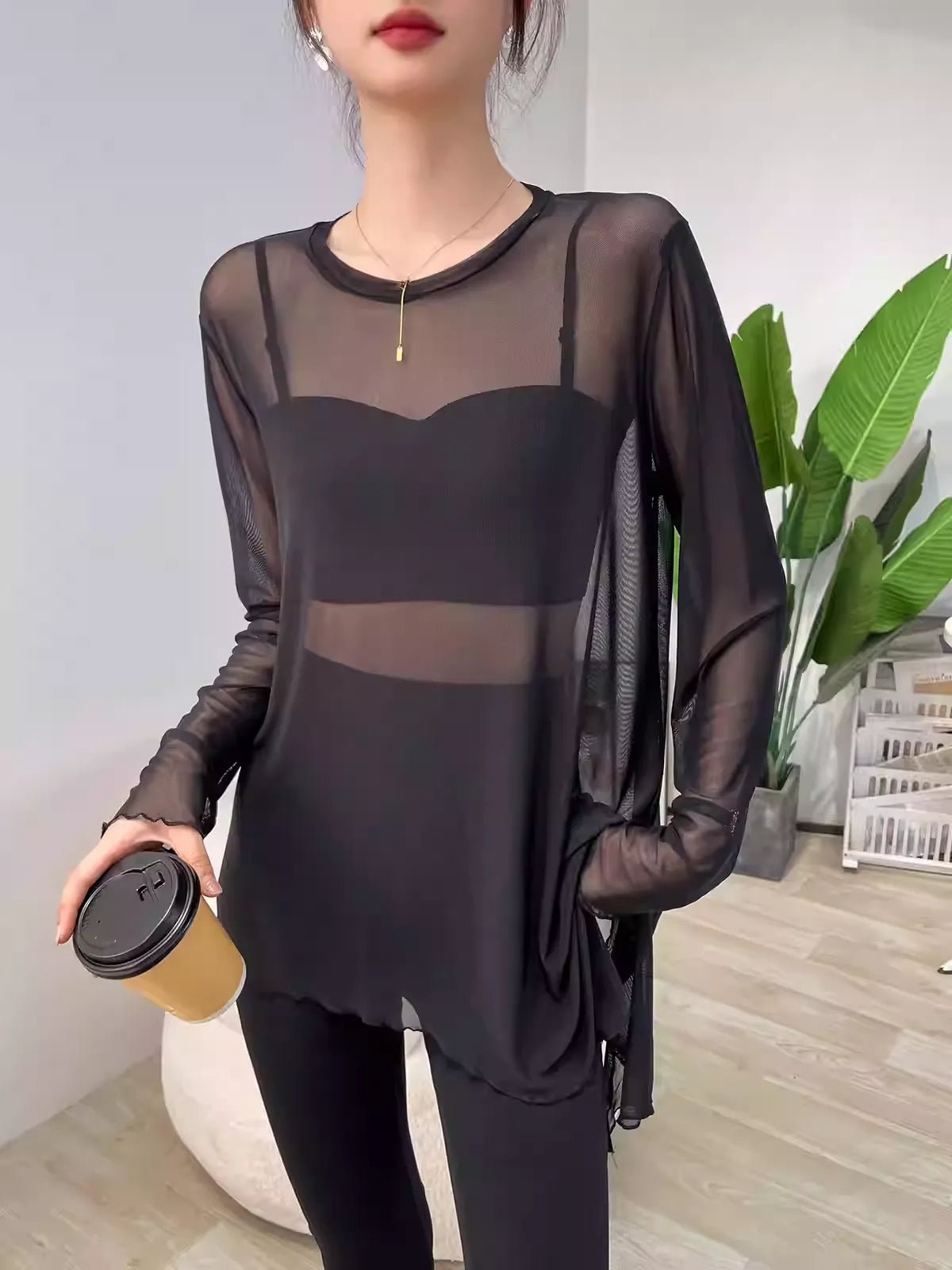 メッシュラウンドネックロングTシャツ