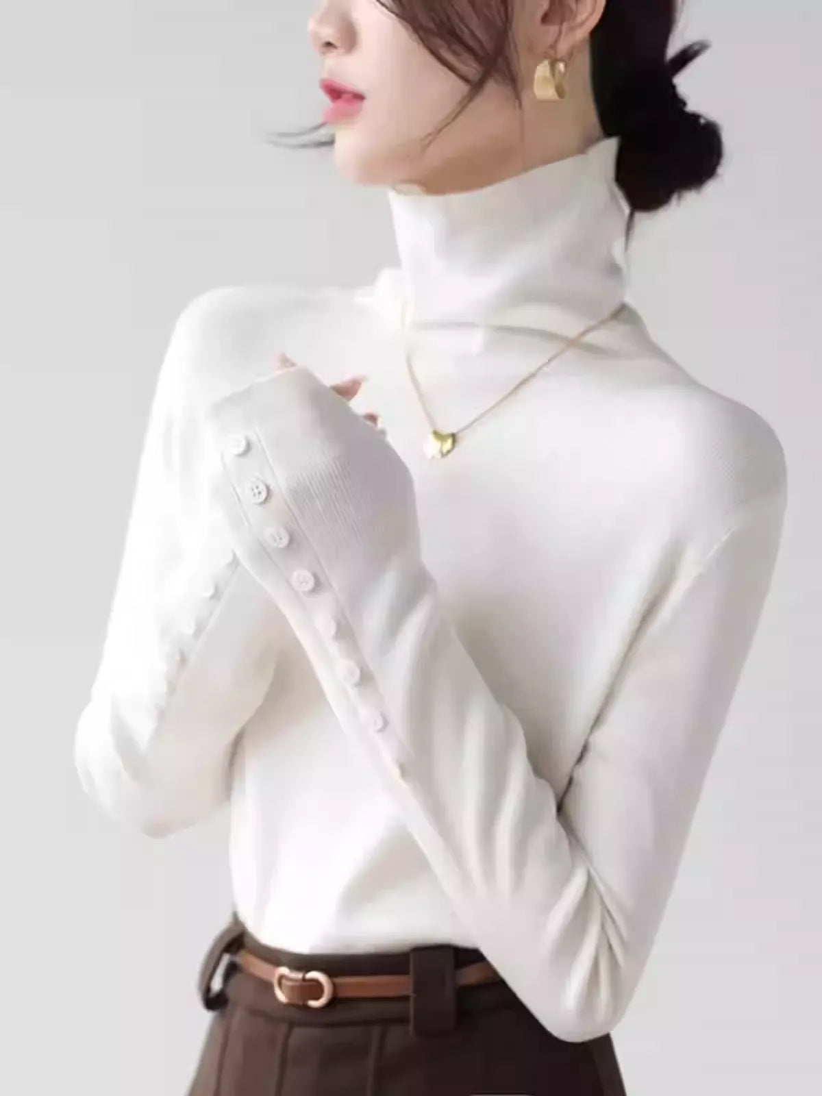 ハイネックニットトップス